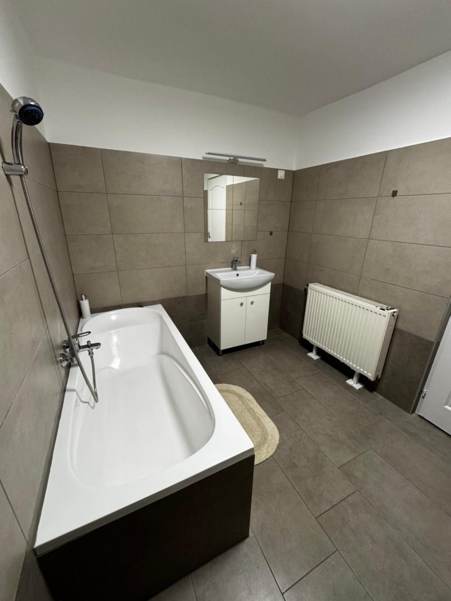 City Apartman Nyíregyháza Zewnętrze zdjęcie